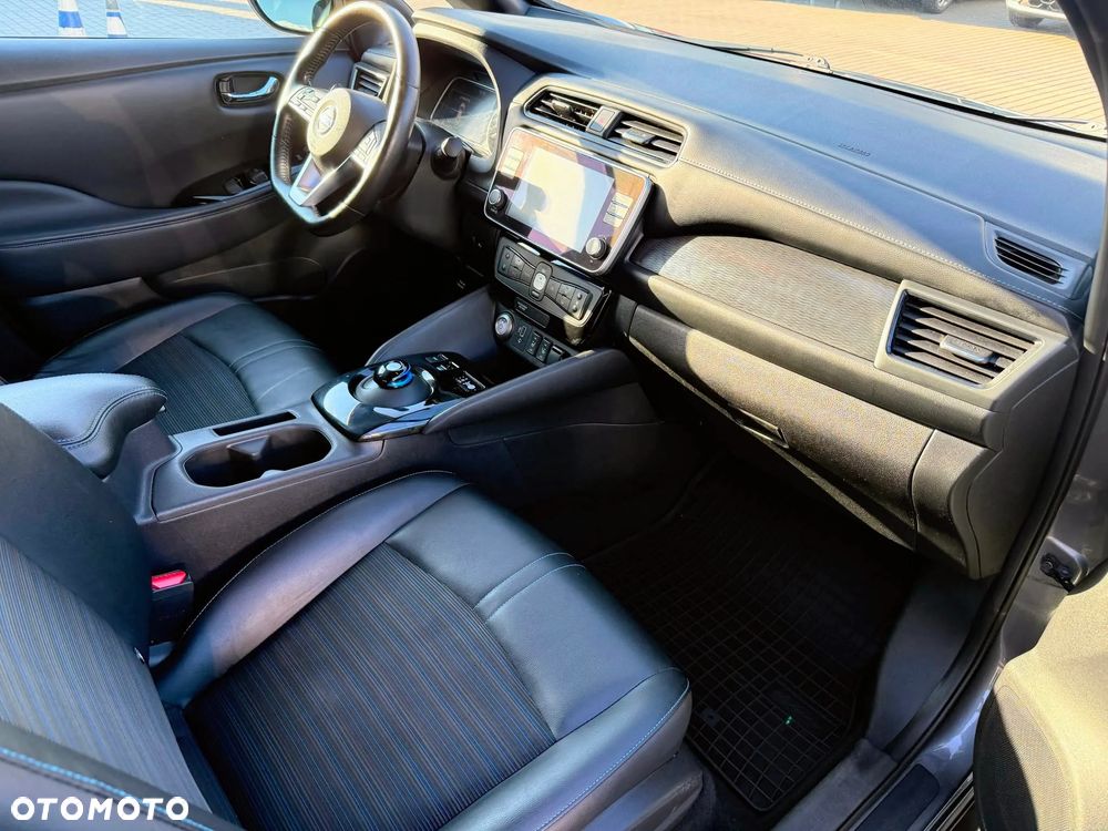 Nissan Leaf 40kWh N-Connecta - 10