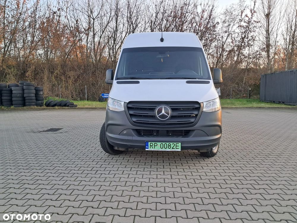 Mercedes-Benz eSprinter - 2