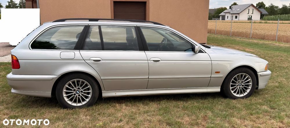 BMW Seria 5 525d - 3
