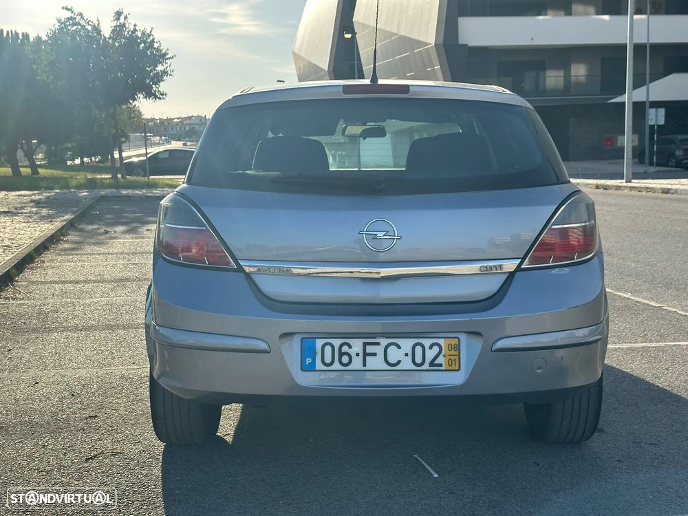 Opel Astra 1.3 CDTi Cosmo - 4