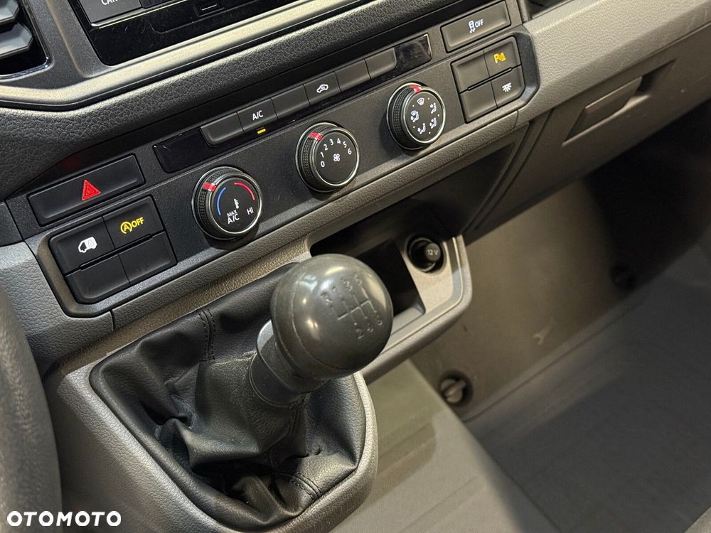 Volkswagen Crafter FURGON 4.490 35 2.0 TDI 103 kW 6-G - 22