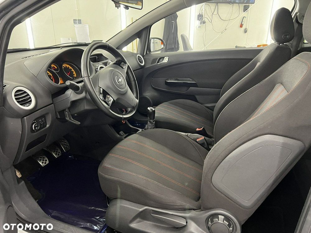 Opel Corsa - 12