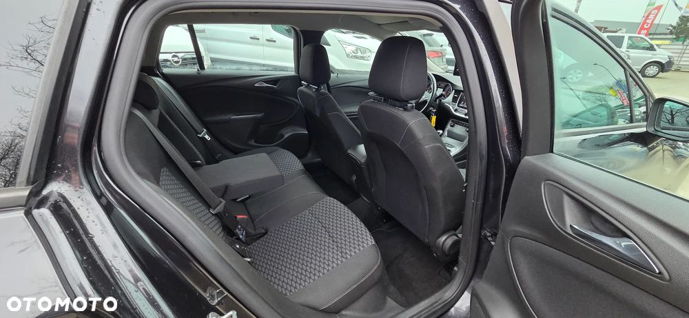 Opel Astra 1.4 Turbo Edition - 9