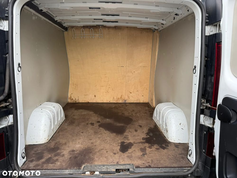 Renault Trafic 1.6 dCi 120 Combi Authentique - 10