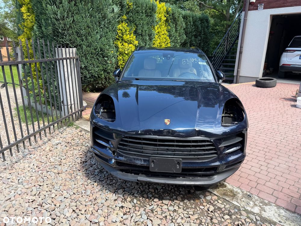 Porsche Macan - 13