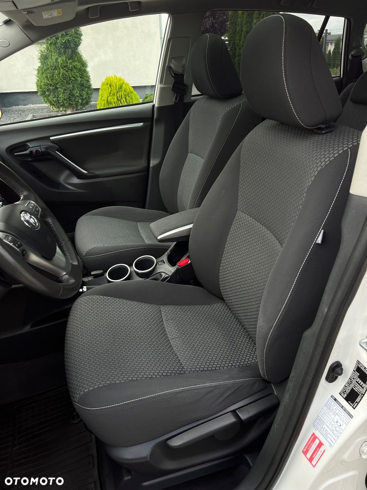 Toyota Verso 1.8 Sol plus 7os MS - 14