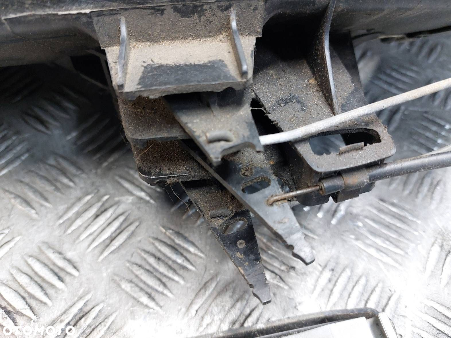 OBUDOWA NAGRZEWNICY + PANEL NAWIEWU MERCEDES-BENZ T1 KACZKA 9225212117 - 3