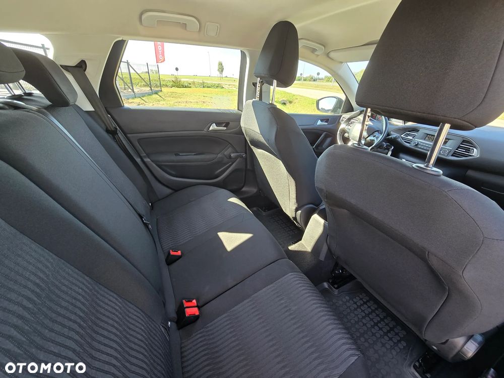 Peugeot 308 1.6 BlueHDi Access S&S - 30