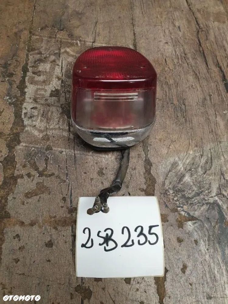 Lampa tył Yamaha Drag Star Classic / Road Star / Royal Star / Venture - 1