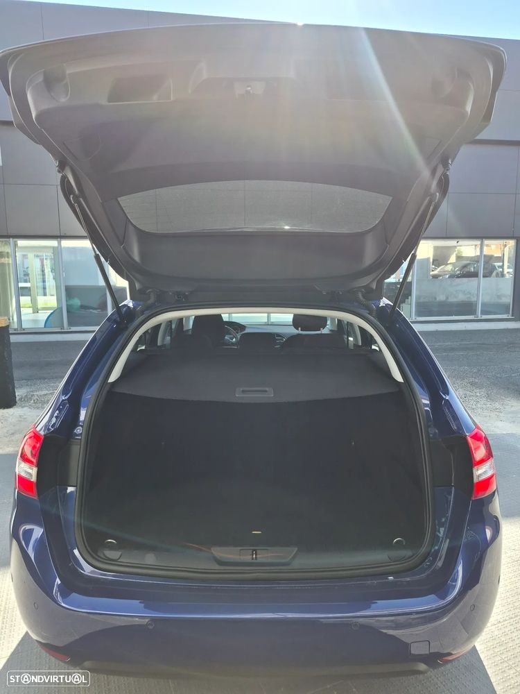 Peugeot 308 SW 1.2 PureTech Style - 10