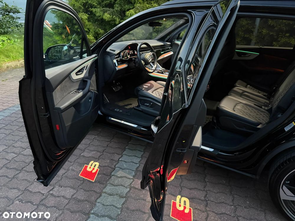 Audi Q7 55 TFSI mHEV Quattro S Line Tiptr - 33