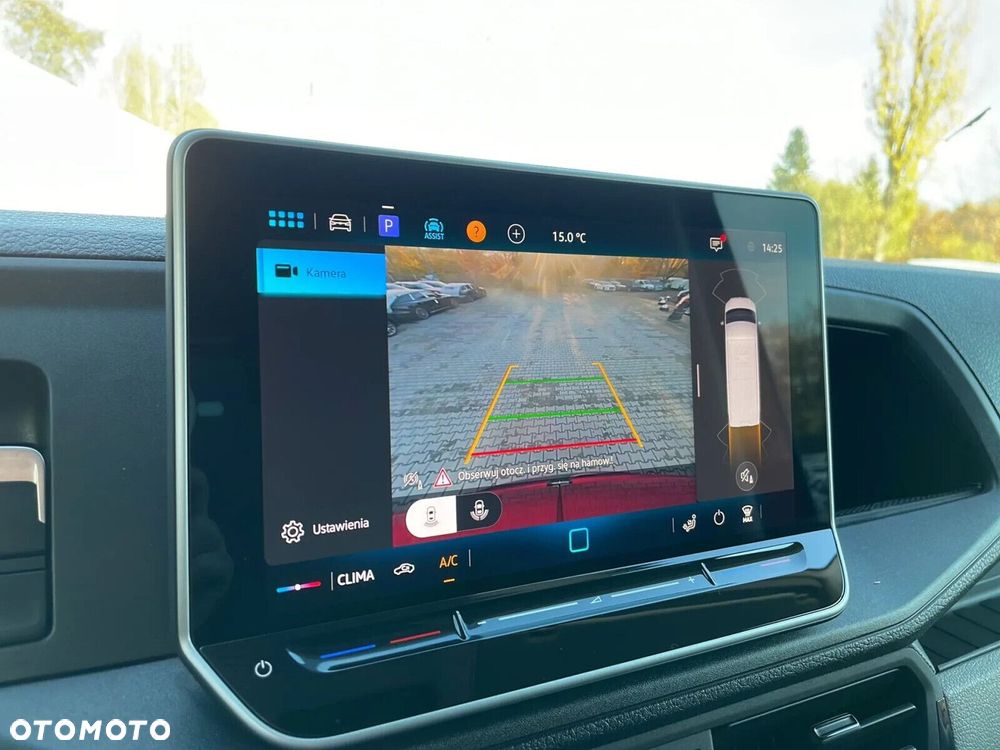 Volkswagen Crafter 35 Furgon z wysokim dachem silnik: 2,0 l EU6 177 KM automatyczna r. o.: 3640 mm - 19