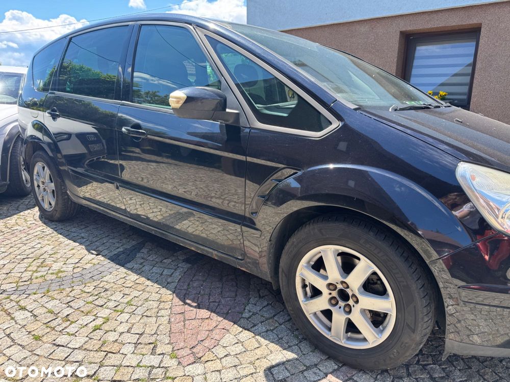 Ford Inny - 2