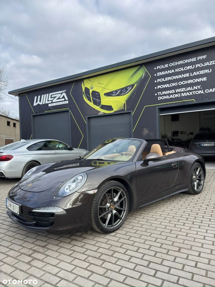 Porsche 911 Carrera 4 PDK - 14