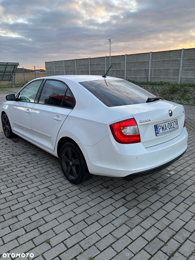 Skoda RAPID 1.6 TDI DPF Ambition - 8