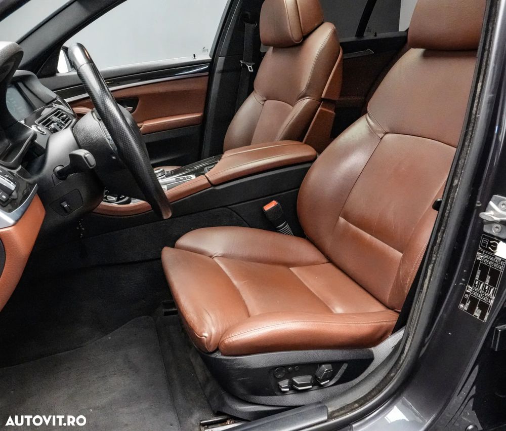 BMW Seria 5 535i Sport-Aut. Luxury Line - 15