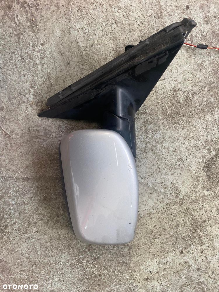 BMW E60 LUSTERKO PRAWE PRZEDNIE 4PIN EU - 3