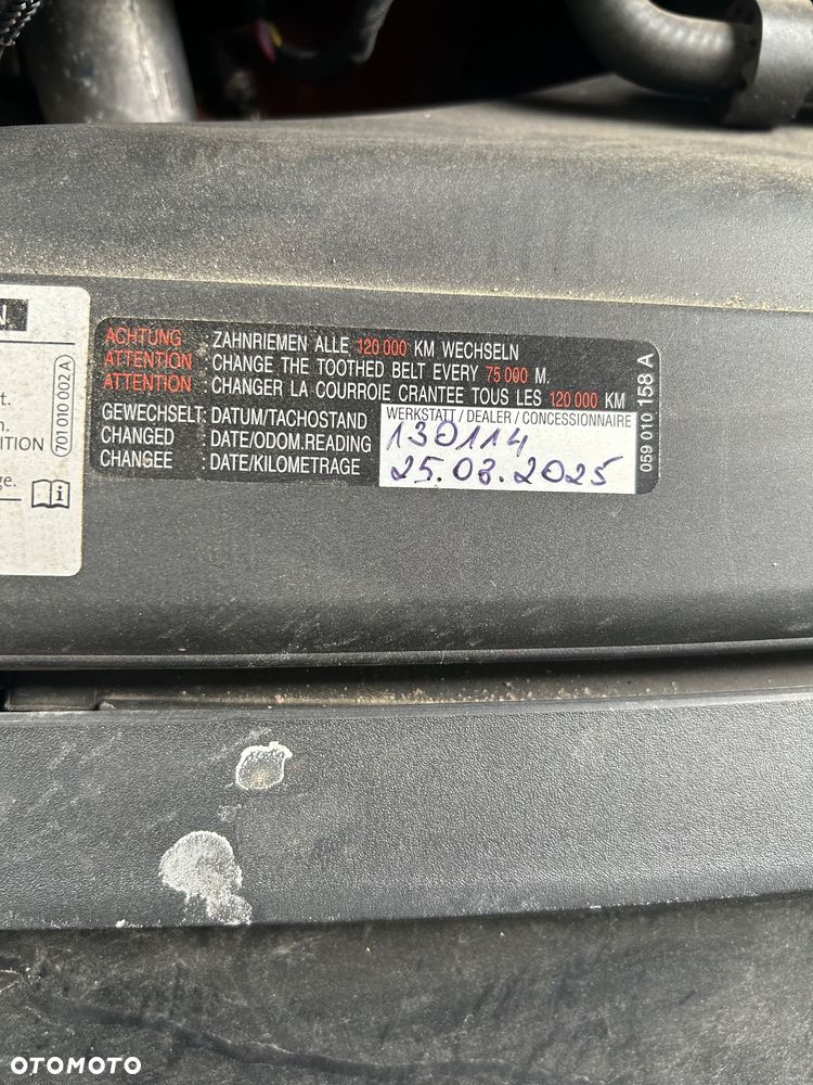 Volkswagen Passat - 22