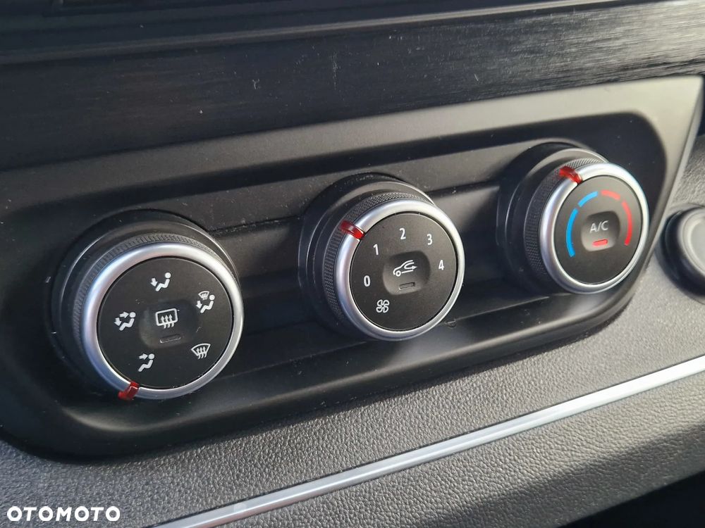 Renault Trafic SpaceClass 2.0 dCi - 24