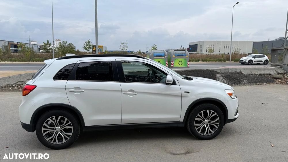 Mitsubishi ASX 2.2 DI-D 4WD Automatik Diamant Edition - 11
