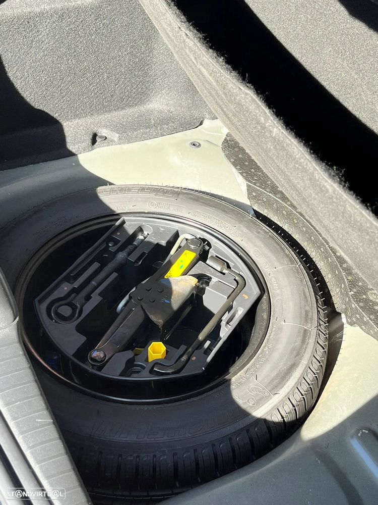 Peugeot 208 1.2 PureTech Active - 35