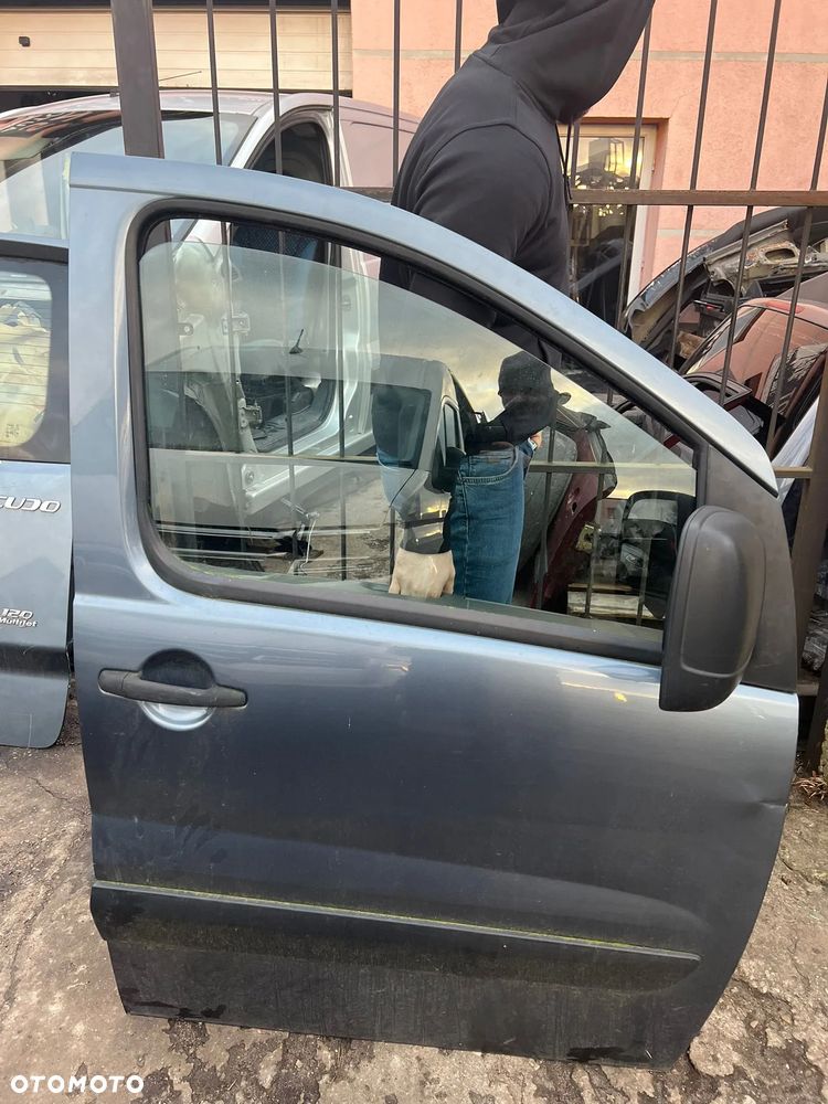 Tylna klapa tył FIAT SCUDO II PEUGEOT EXPERT II 2007-2014 - 2