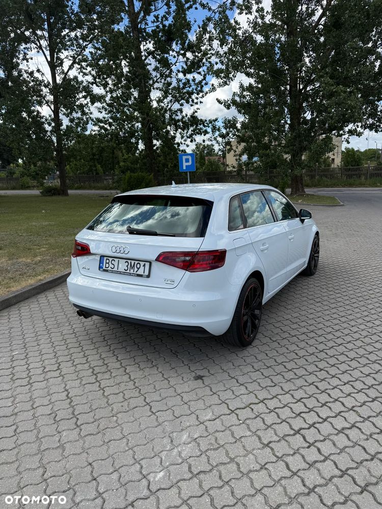 Audi A3 Sportback - 10