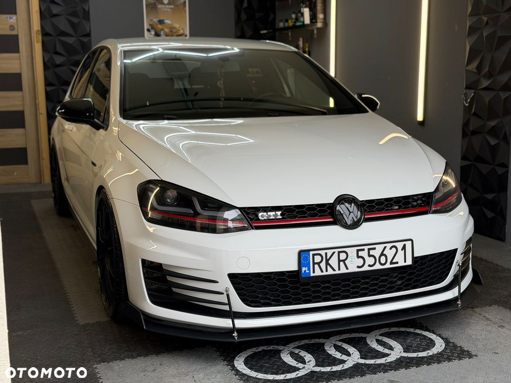Volkswagen Golf 2.0 TSI BMT GTI DSG - 9