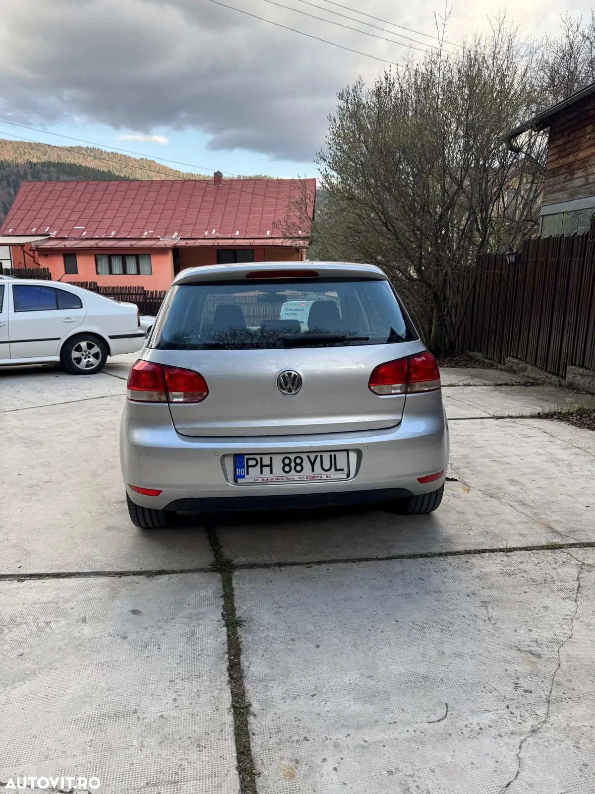 Volkswagen Golf - 4