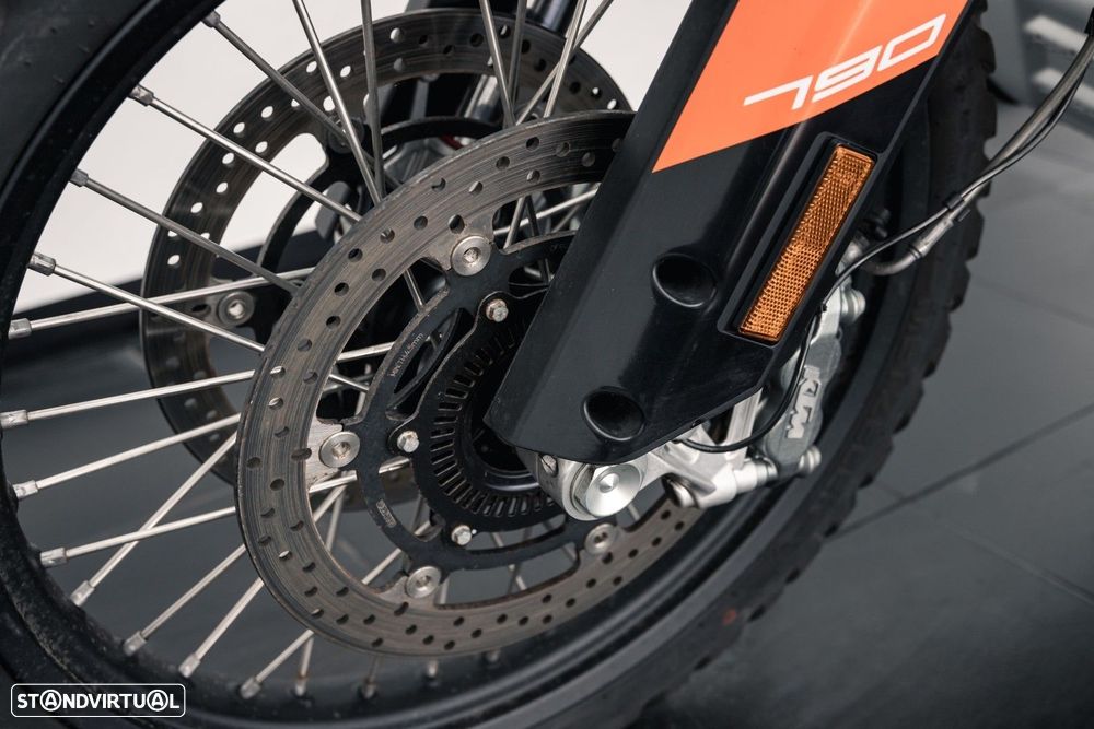 KTM Adventure 790 R - 9
