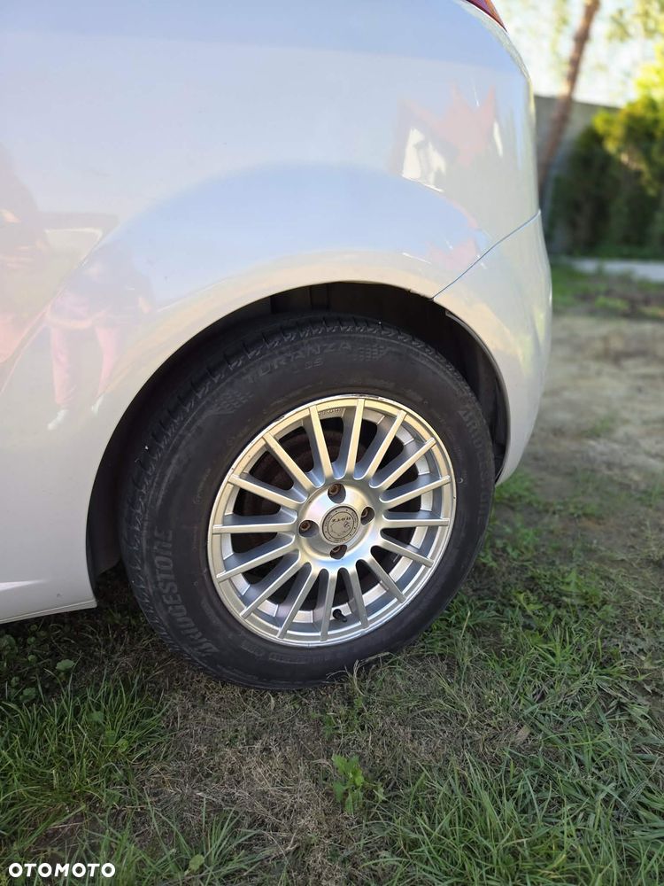 Fiat Punto - 16