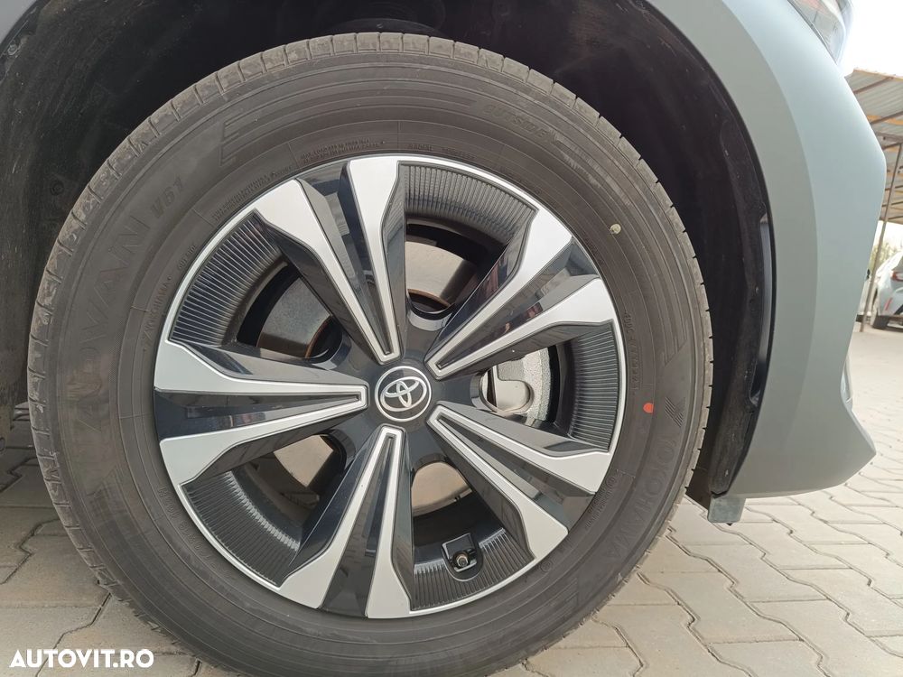 Toyota BZ4X 150 KW FWD (4x2) Dynamic - 6