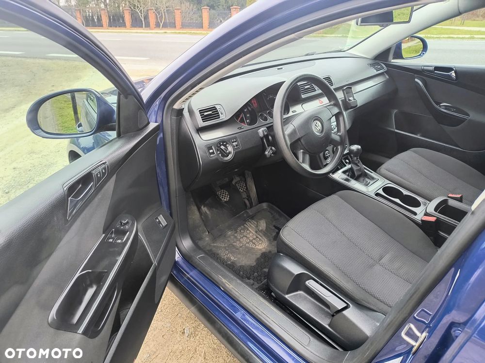 Volkswagen Passat Variant 2.0 FSI Individual - 2