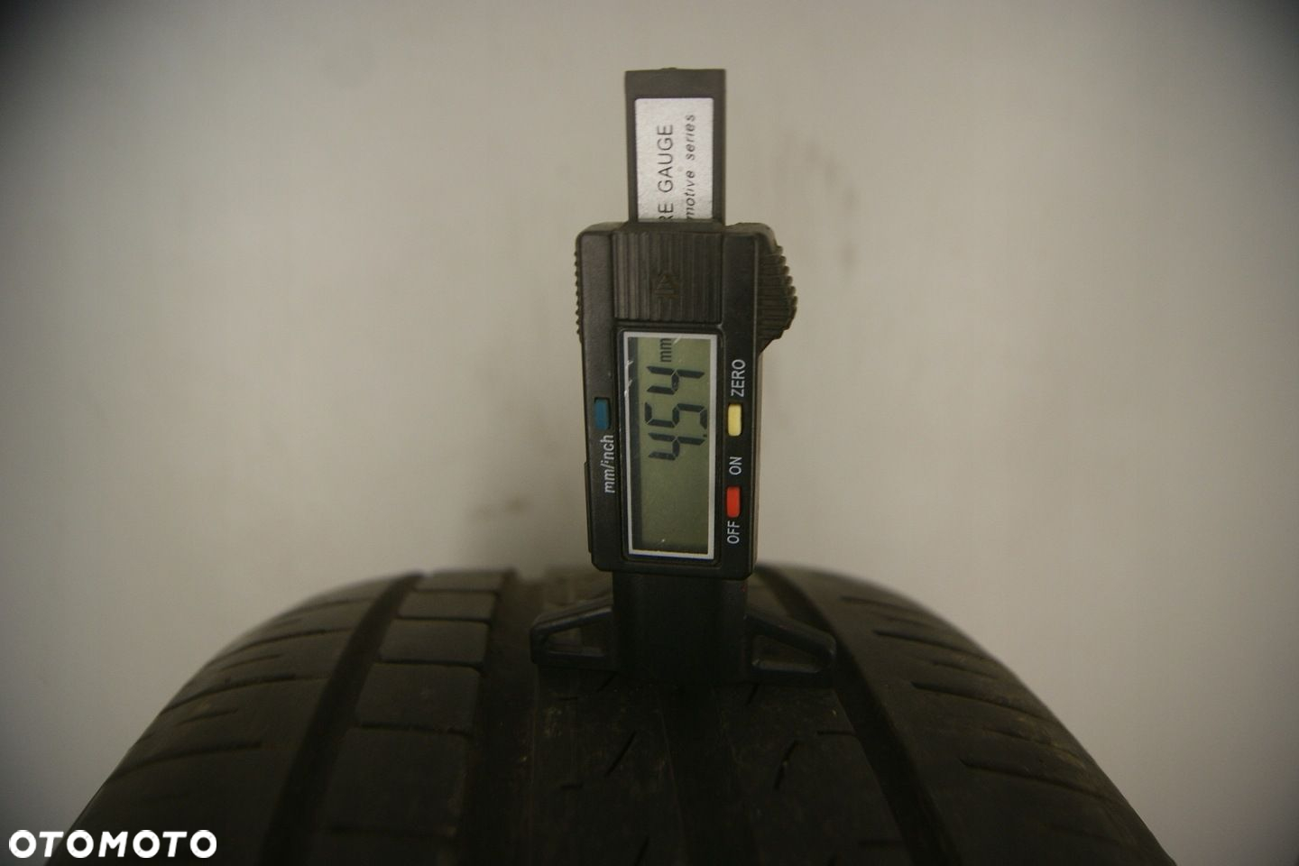 2x 215/55R17 opony letnie Pirelli Cinturato P7 75020 - 4