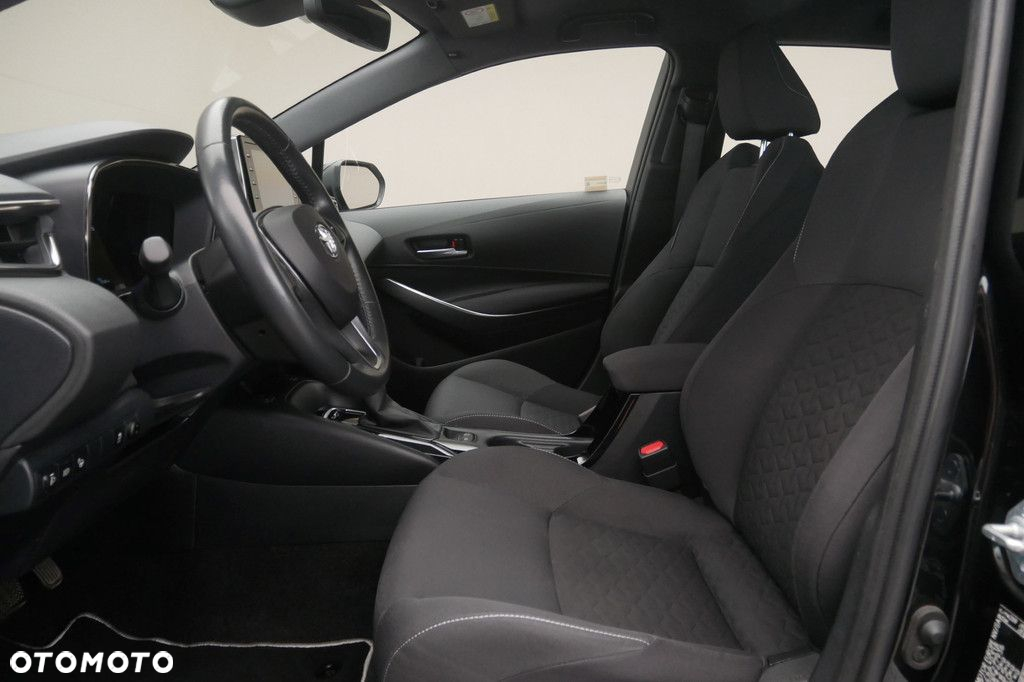 Toyota Corolla - 12