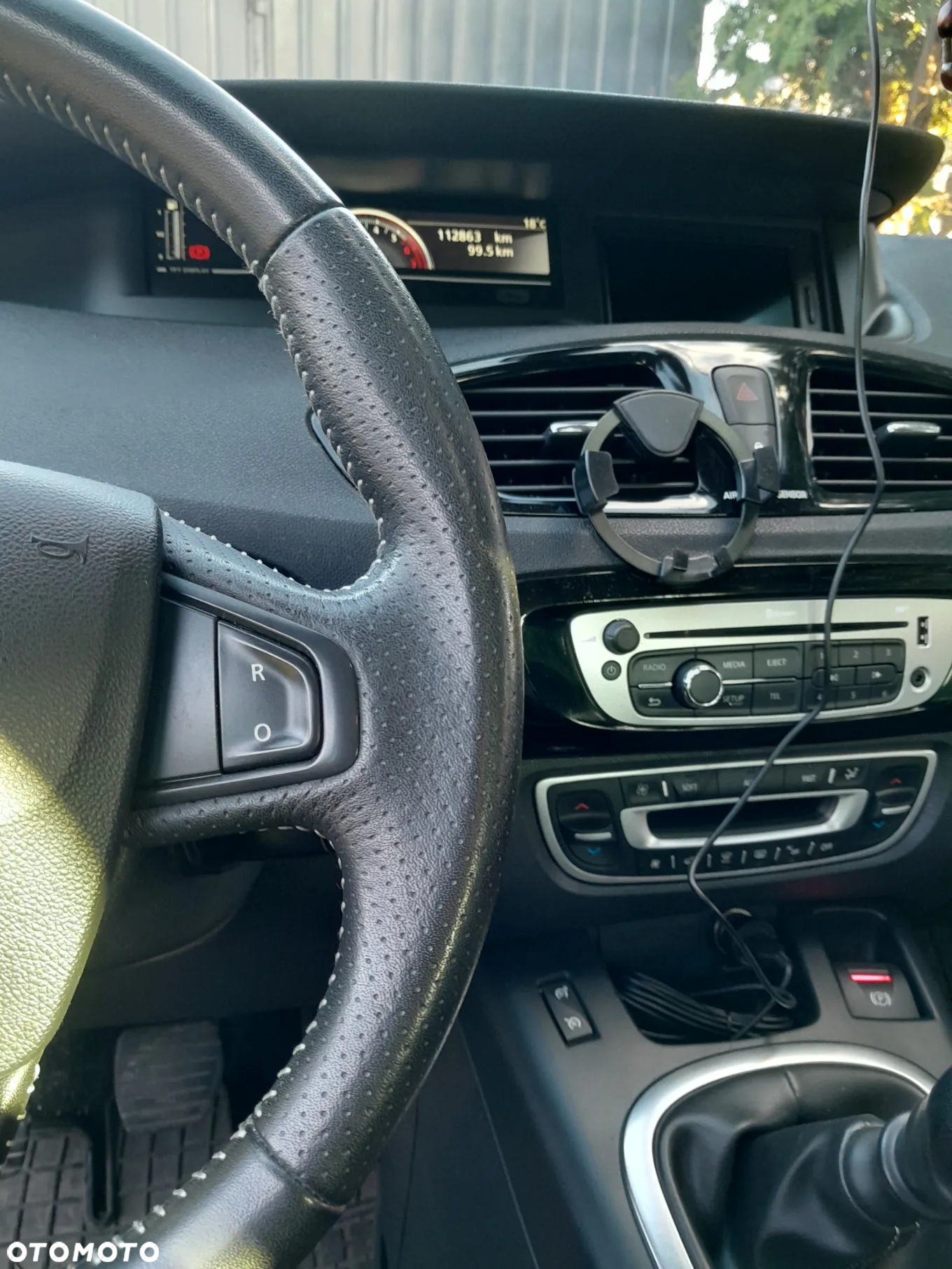 Renault Scenic ENERGY TCe 130 BOSE EDITION - 13