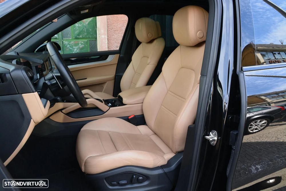 Porsche Cayenne E-Hybrid - 53
