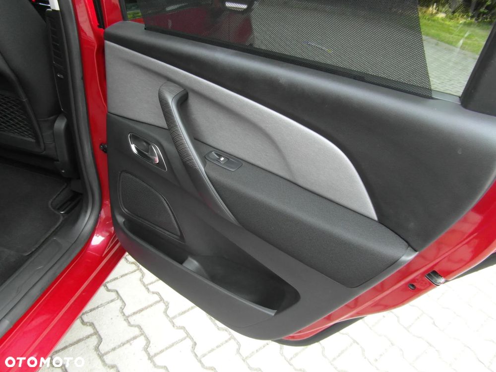 Citroën C4 Picasso 1.6 e-HDi Intensive - 33