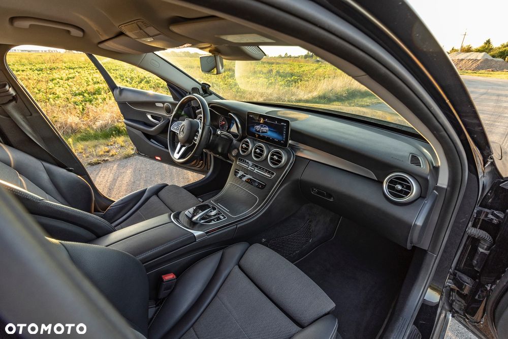 Mercedes-Benz Klasa C - 35