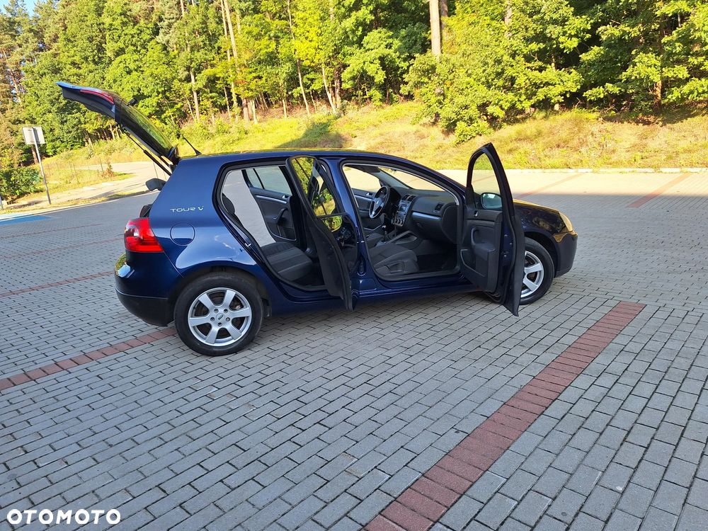 Volkswagen Golf 1.6 Tour Edition - 12