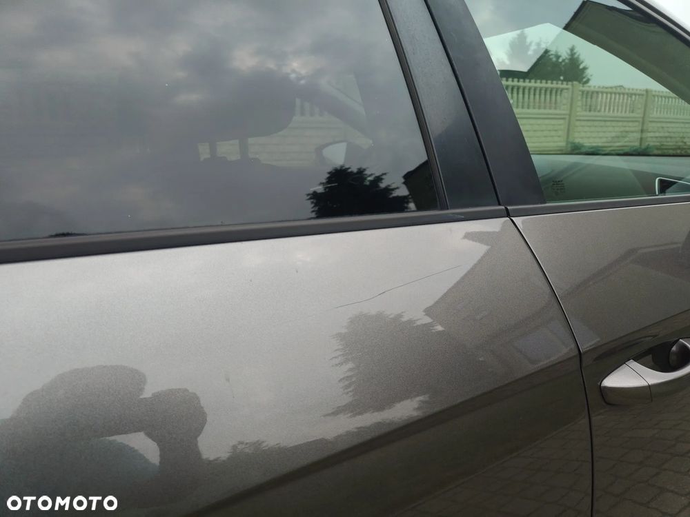 Seat Leon 2.0 TDI DPF Start&Stop DSG Style - 38
