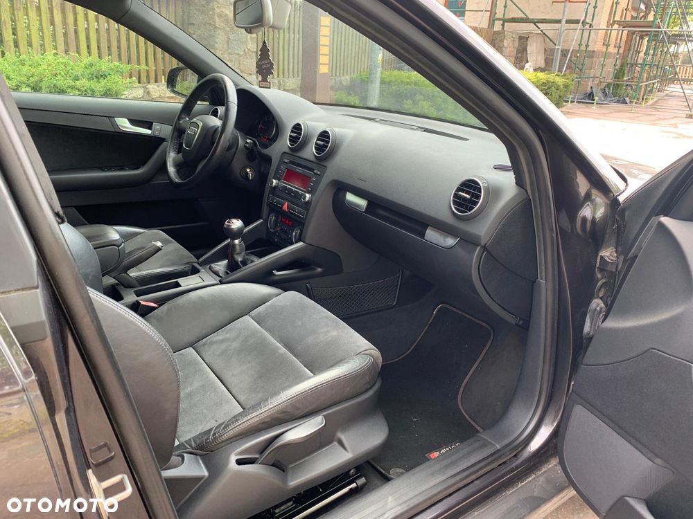 Audi A3 Sportback 2.0 TDI Ambiente - 12
