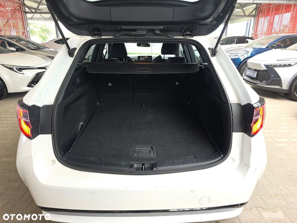 Toyota Corolla 1.8 Hybrid Comfort - 10