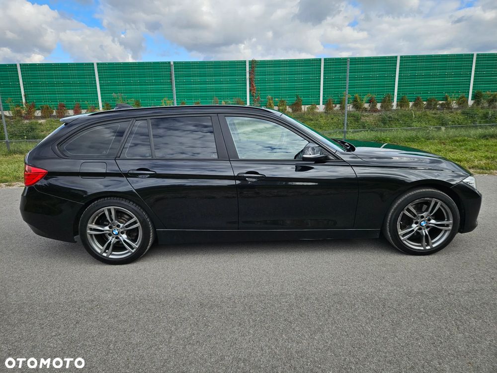 BMW Seria 3 320d Touring xDrive - 8