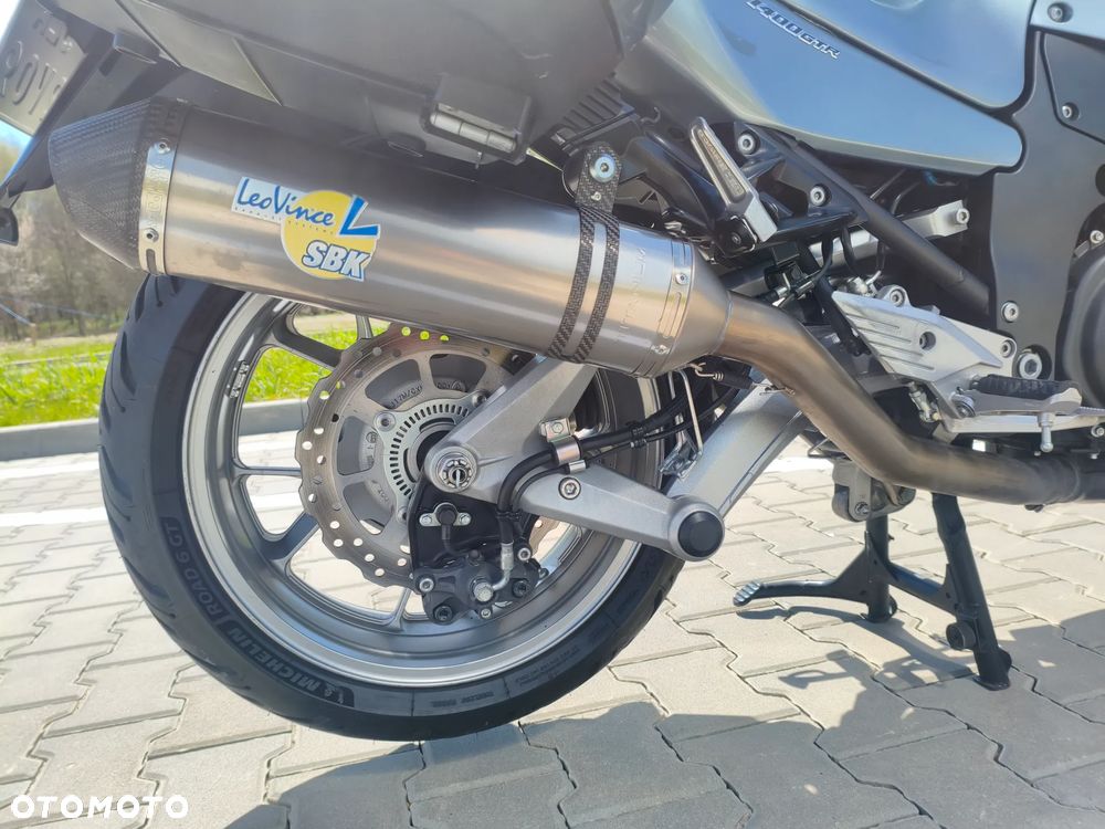 Kawasaki GTR - 12