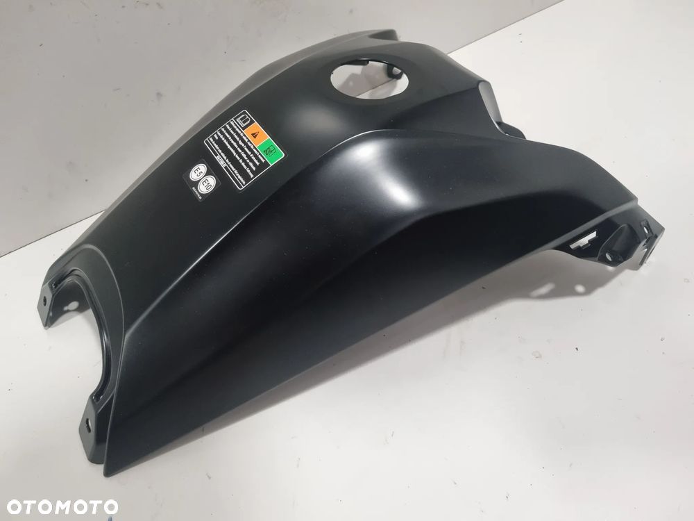 Osłona owiewka na bak zbiornik Yamaha Tenere 700 XTZ690 BW3F41B100P0 - 2