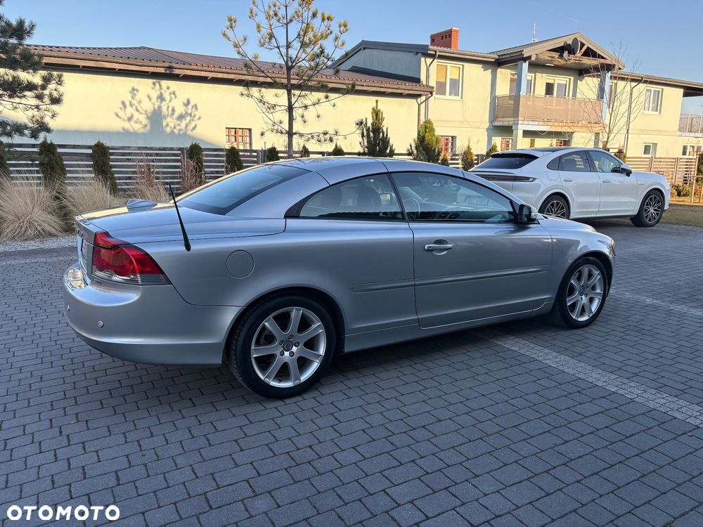 Volvo C70 2.0D Summum - 12