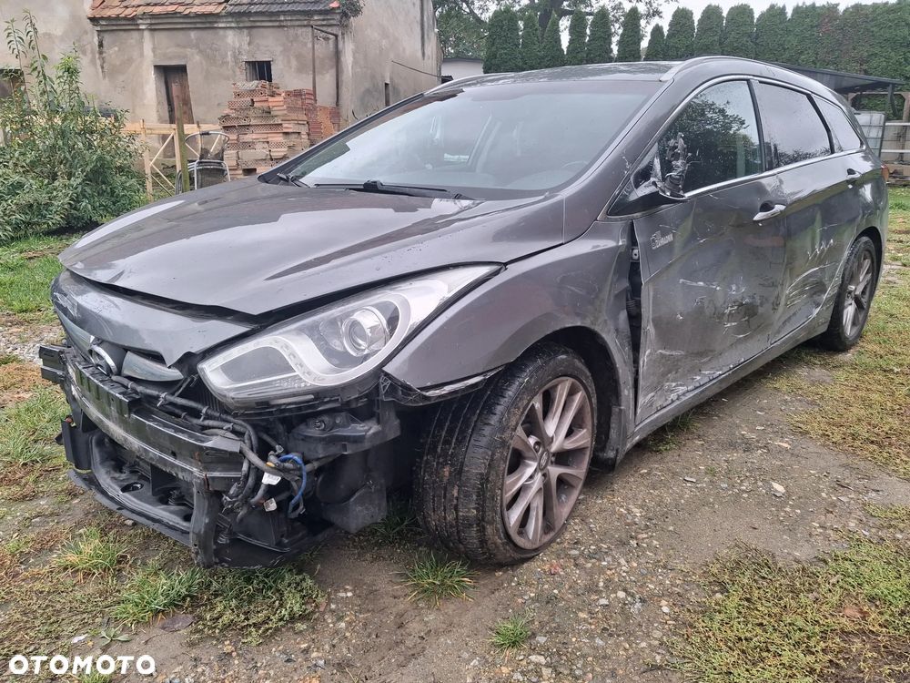 Hyundai i40 i40cw 1.7 CRDi Automatik Premium - 1