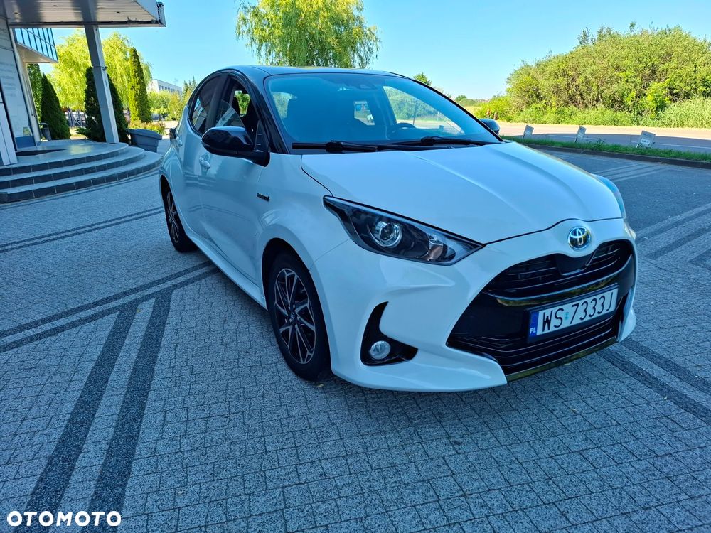 Toyota Yaris 1.5 Dynamic CVT - 13