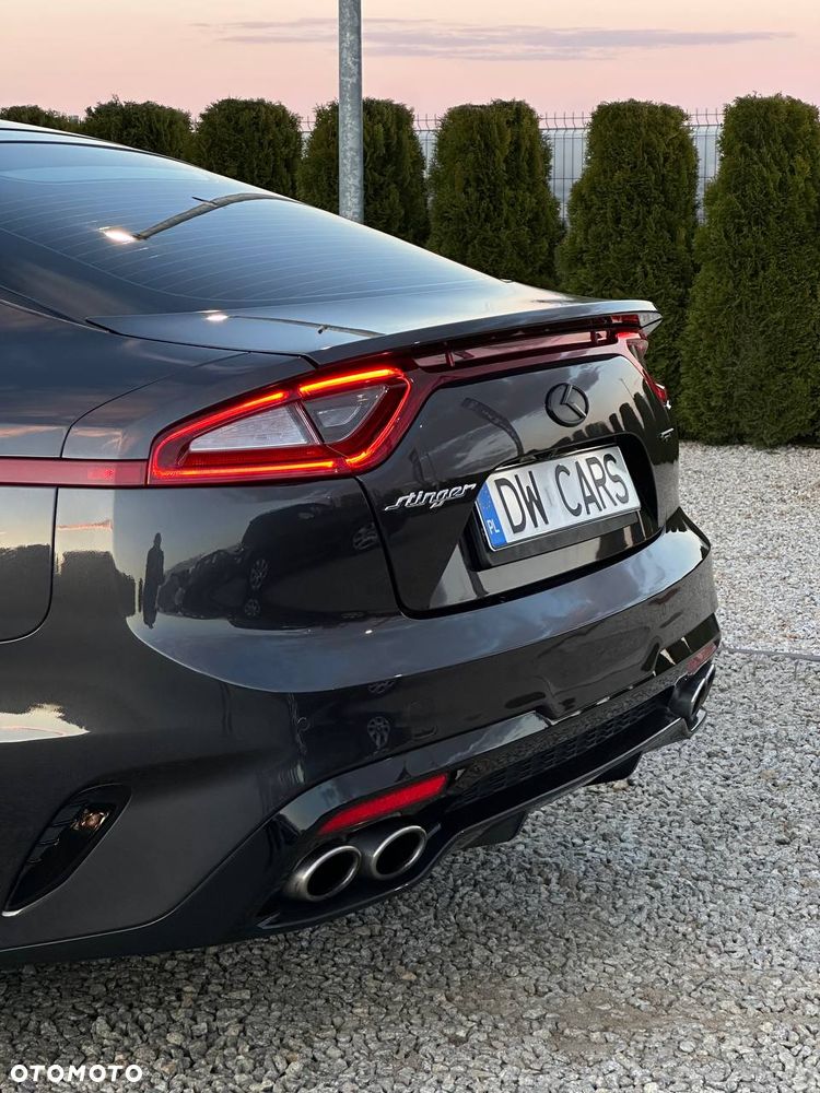 Kia Stinger - 23